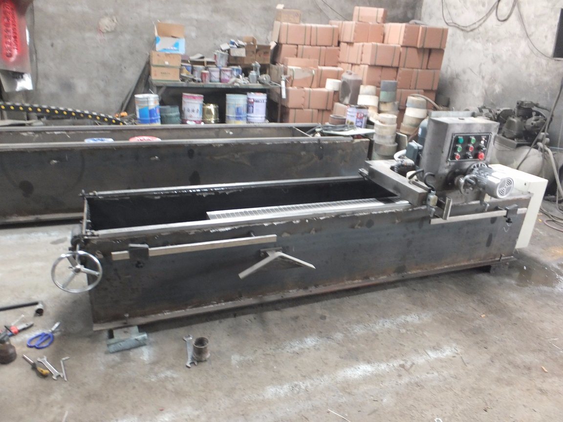 Grinder for Grind Wooden Working Tools, Automatic Grinder, Blade Sharpening